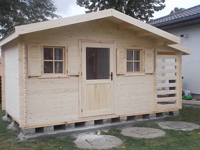 Domek gospodarczy Grześ z przybudówką