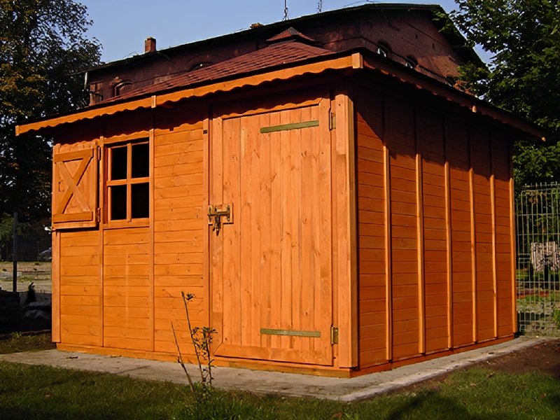 Domek narzędziowy, dach czterospadowy