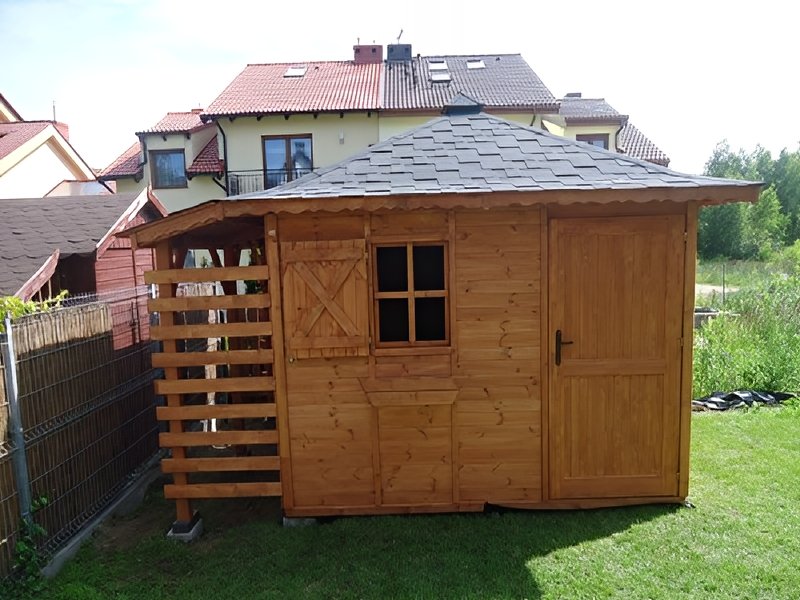 Domek ogrodowy Zebra, dach czterospadowy