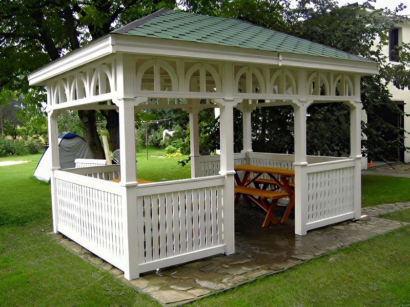 Altana 7 parkowa, 3x4,5 m, wykonana z drewna sosnowego.