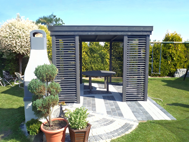 Altana 10 sosnowa czterokątna, ukośne deseczki. Altana 10 sosnowa czterokątna, ukośne deseczki.