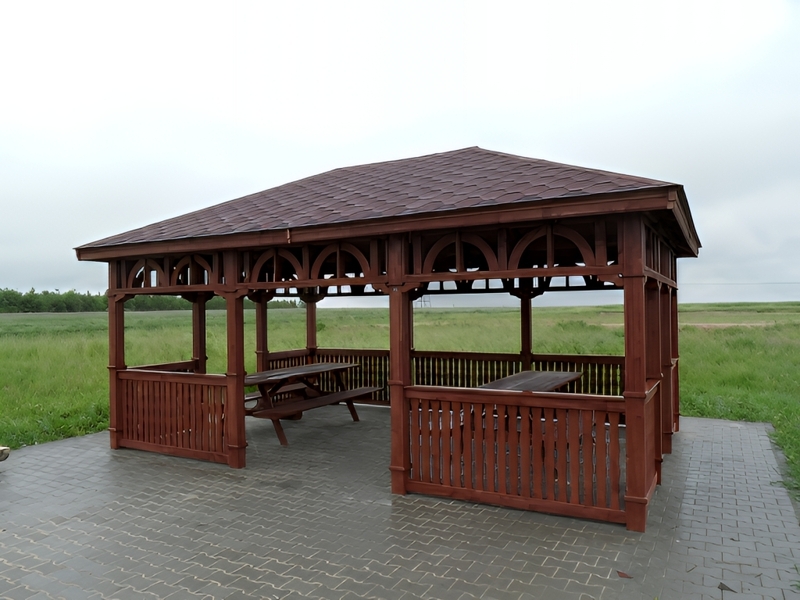 Altana 11 drewniana sosnowa.