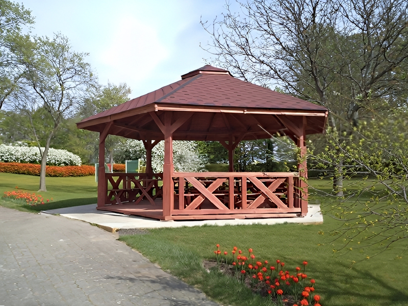 Altana 12 drewniana sosnowa sześciokątna.