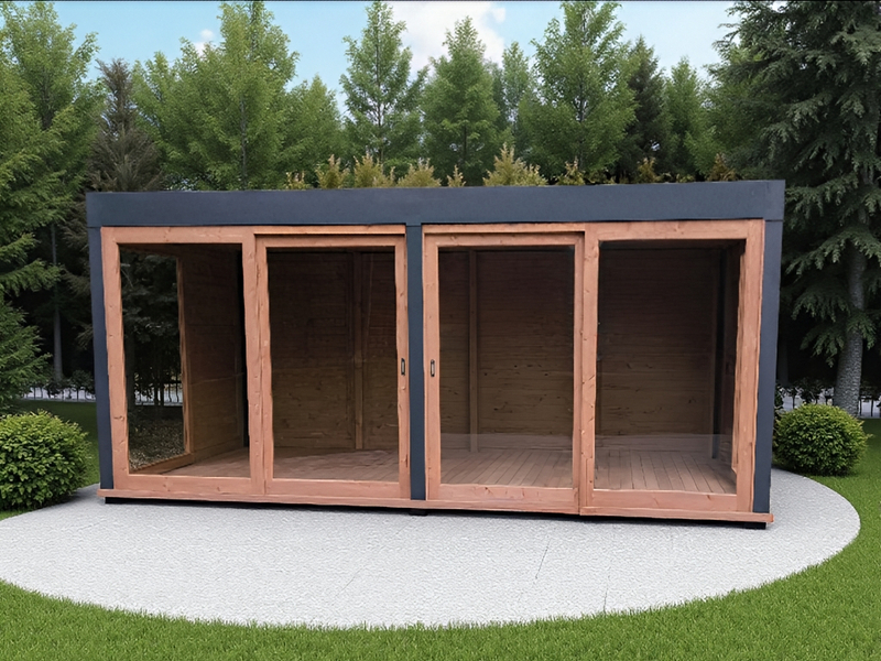 Altana 13 drewniana sosnowa sześciokątna, grube słupy.