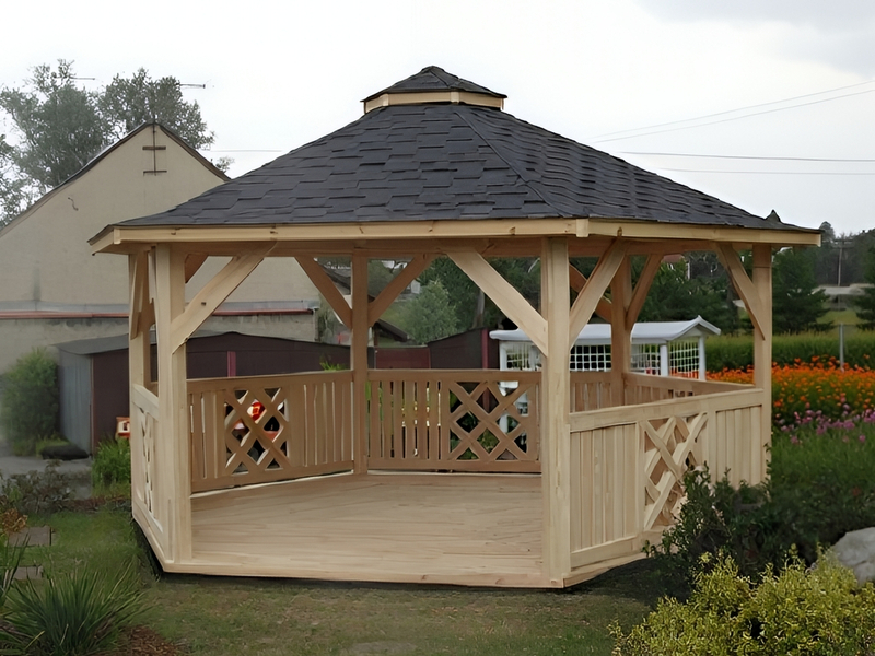 Altana 14 drewniana sosnowa sześciokątna.