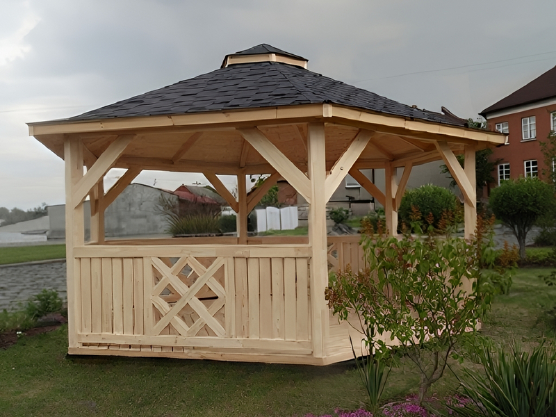 Altana 14 drewniana sosnowa sześciokątna.