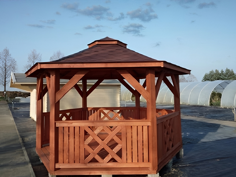 Altana 14 drewniana sosnowa sześciokątna.