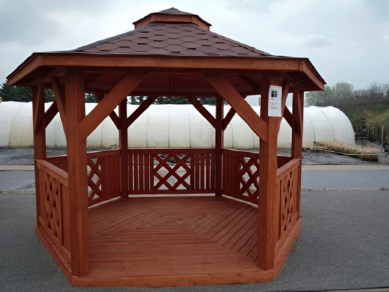 Altana 14 drewniana sosnowa sześciokątna.