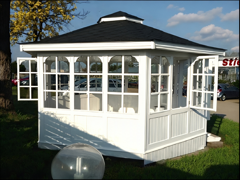 Altana 15 drewniana sosnowa sześciokątna, oszklona.