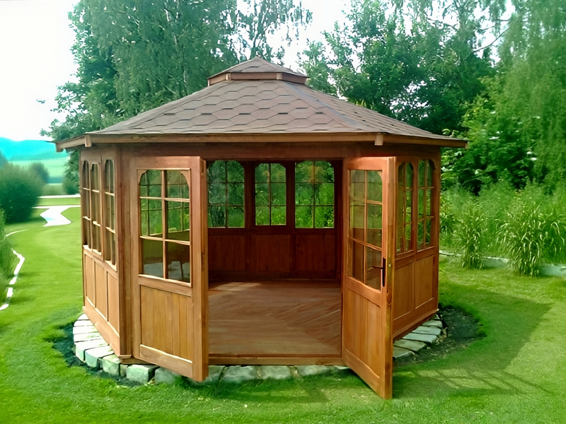 Altana 15 drewniana sosnowa sześciokątna, oszklona.