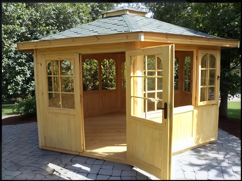 Altana 15 drewniana sosnowa sześciokątna, oszklona.