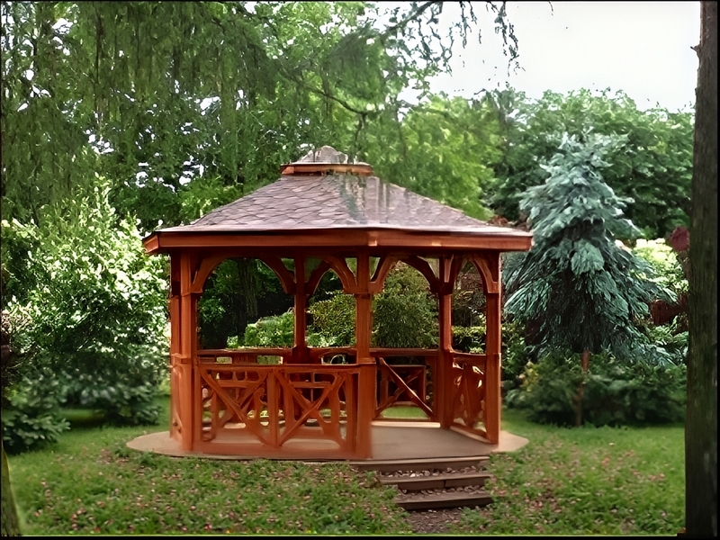 Altana 17 drewniana sosnowa sześciokątna, ryflowane słupy.