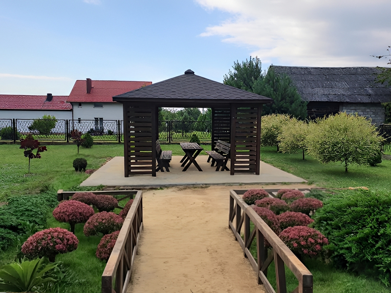 Altana 24 sosnowa czterokątna