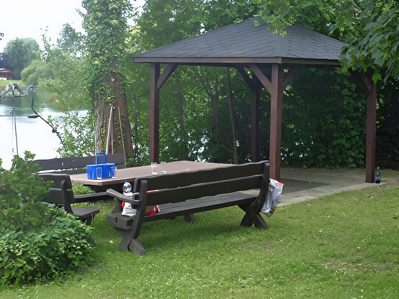 Altana 25 sosnowa ryflowane słupy