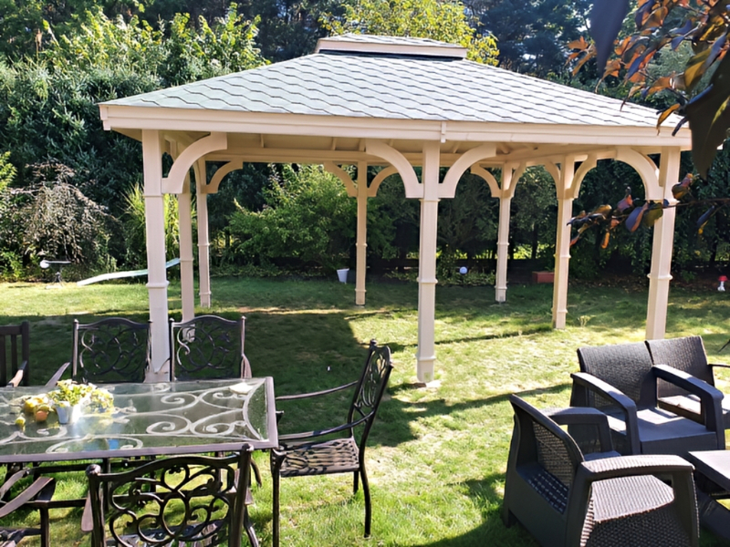 Altana 25 sosnowa ryflowane słupy