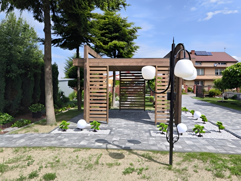 Altana 26 drewniana sosnowa kolumnowa