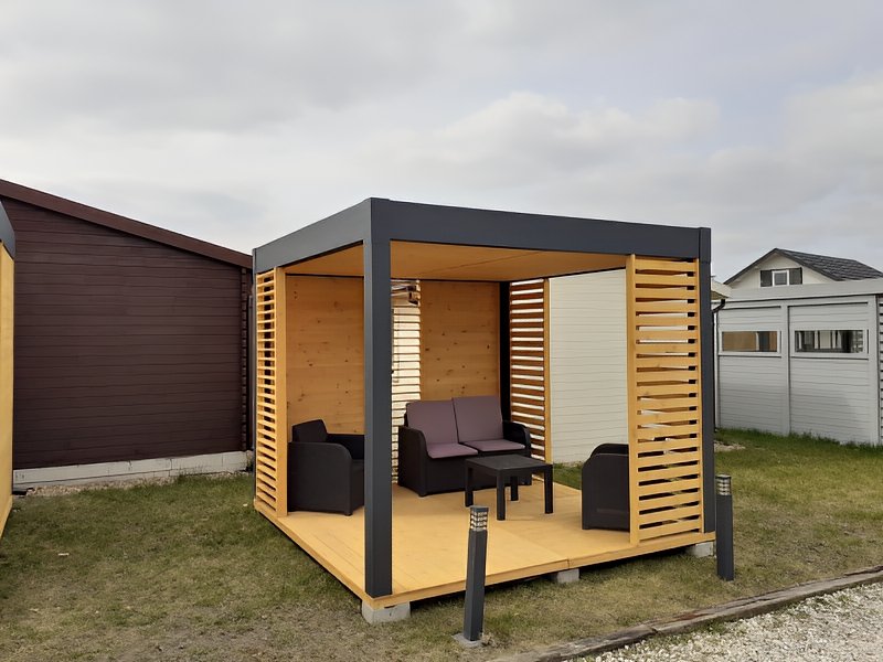 Altana 30 drewniana sosnowa orynnowanie