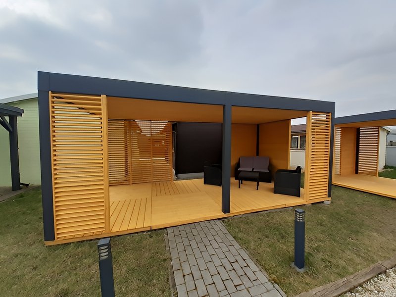 Altana 31 drewniana sosnowa orynnowanie