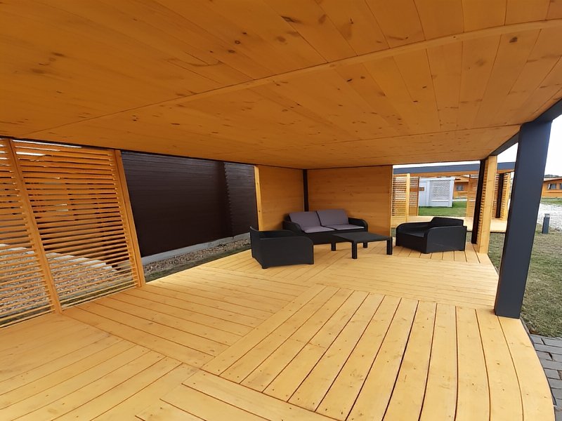 Altana 31 drewniana sosnowa orynnowanie