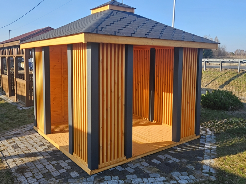 Altana nr 9 sosnowa drewniana.