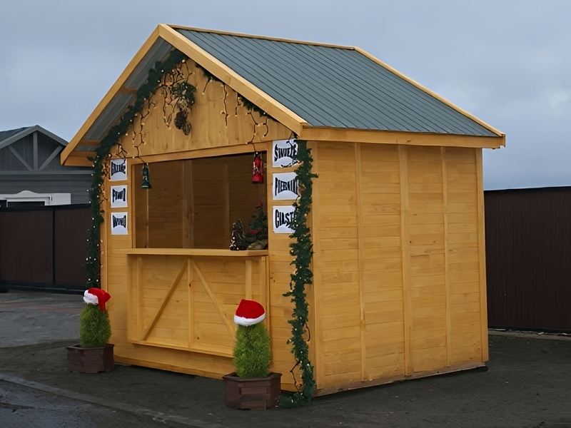 Domek handlowy nr 1 pokryty blachą Domek handlowy nr 1 pokryty blachą