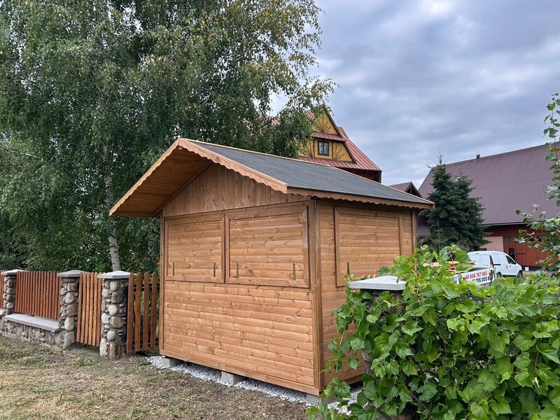 Domek handlowy nr 3