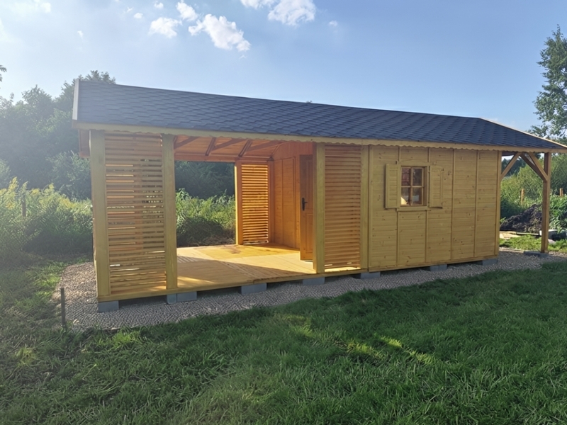 Domek letniskowy Szymek drewniany sosnowy. Domek letniskowy Szymek drewniany sosnowy.