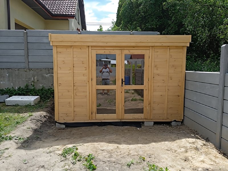 Domek narzędziowy drzwi dwuskrzydłowe dach płaski Domek narzędziowy drzwi dwuskrzydłowe dach płaski