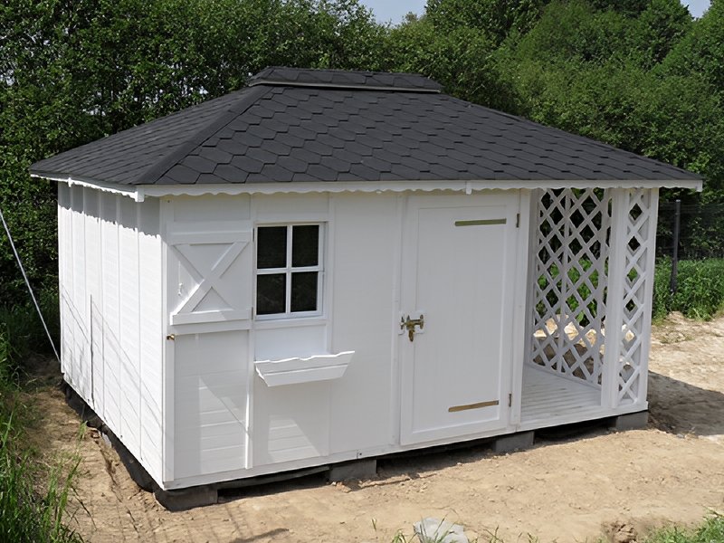 drewutnia Mroczek dach czterospadowy