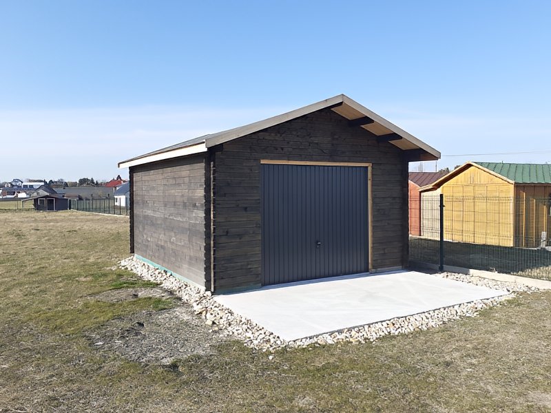 Garaż nr 2 z balika Garaż nr 2 z balika