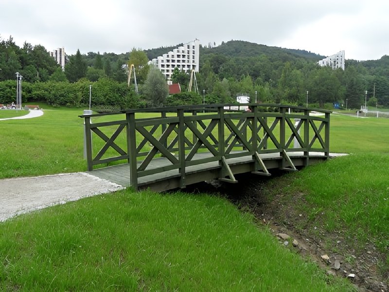 Mostek ogrodowy drewniany Mostek ogrodowy drewniany